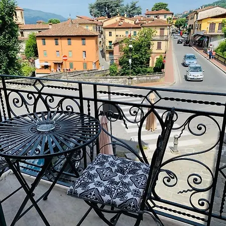 Casa Robina Apartman Barga