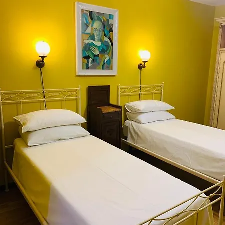 Casa Robina Apartman *