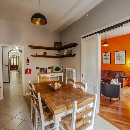 Casa Robina * Barga
