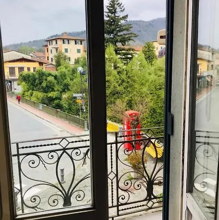 Casa Robina * Barga